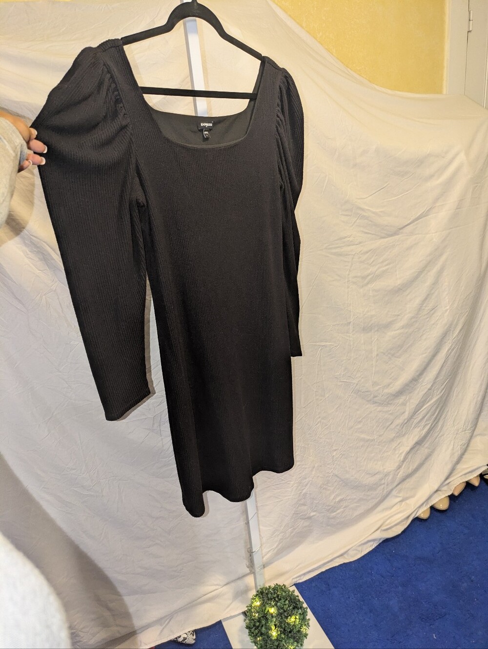 Express Long Sleeve Puff Shoulder Ribbed Knit Mini Dress Black Large